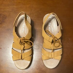 dansko jen metatarsal
